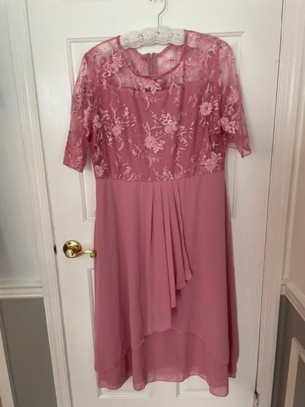 Women's Dress...color Mauve..Size 16 Women